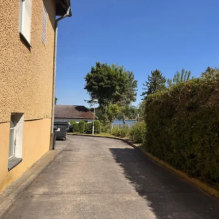 Am Peetzsee Am In Mit Parkplatz, Self Check-in, Kueche, Wlan, Naehe Tesla Berlin ゲストハウス 3*