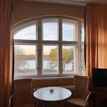 Am Peetzsee Am In Mit Parkplatz, Self Check-in, Kueche, Wlan, Naehe Tesla Berlin ゲストハウス 3*