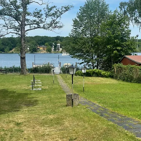 Am Peetzsee Am In Mit Parkplatz, Self Check-in, Kueche, Wlan, Naehe Tesla Berlin Affittacamere 3*